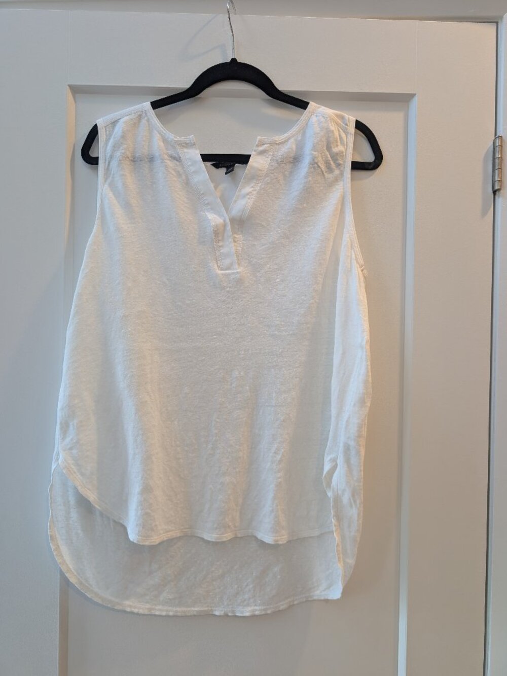 Banana Republic White Linen Sleeveless Blouse High-Low Hem Medium